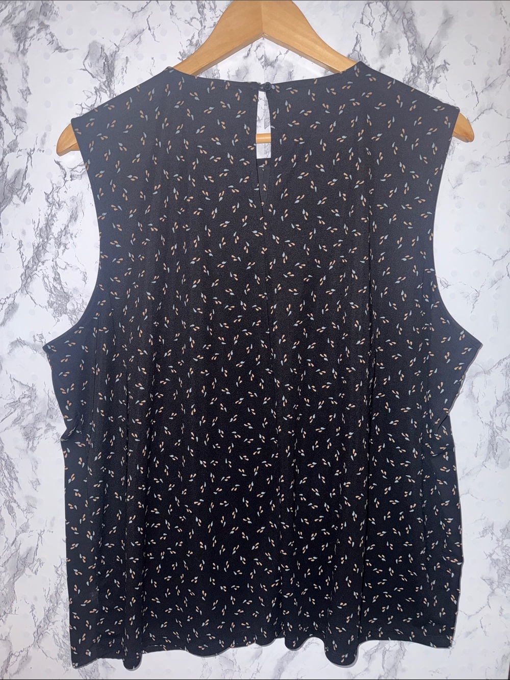 Ann Taylor Sleeveless Blouse Black Size XL - Picture 6 of 7